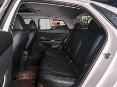 Hyundai Elantra 1.5L CVT Luxury - ფოტო 9