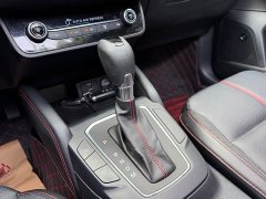Ford Focus Hatchback EcoBoost 180 Automatic ST Line - ფოტო 11