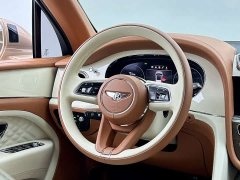Bentley Bentayga 4.0T V8 Long Wheelbase Elegance Edition - ფოტო 7