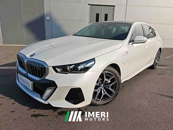 BMW i5 2025 eDrive 35L M Sport Package - ავტომობილი ჩინეთიდან