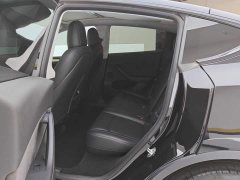 Tesla Model Y Rear-Wheel Drive - ფოტო 11