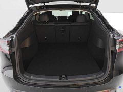 Tesla Model Y Rear-Wheel Drive - ფოტო 4