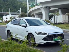 BYD Qin PLUS Glory Edition DM-i 55KM Leading - ფოტო 3