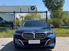 BMW i5 eDrive 35L Premium M Sport Package - ფოტო 2