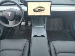Tesla Model Y Rear-Wheel Drive - ფოტო 16