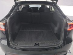 Tesla Model Y Rear-Wheel Drive - ფოტო 4