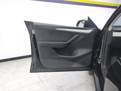 Tesla Model Y Rear-Wheel Drive - ფოტო 7