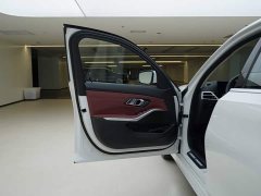BMW 3 Series 325i M Sport Package - ფოტო 15
