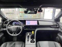 Toyota Crown SportCross 2023 2.5L SportCross HEV FWD Premium - ფოტო 10