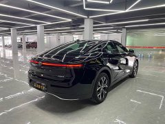 Toyota Crown SportCross 2023 2.5L SportCross HEV FWD Premium - ფოტო 3