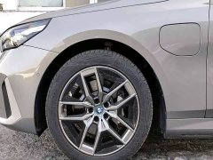 BMW i5 eDrive 35L Luxury Edition Premium Package - ფოტო 5