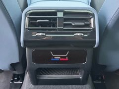 BMW i5 eDrive 35L Luxury Edition Premium Package - ფოტო 11
