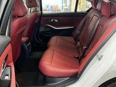 BMW 3 Series 325Li M Sport Package - ფოტო 18