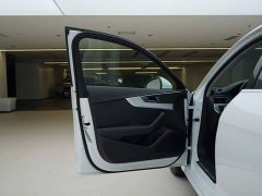 Audi A4L 40 TFSI Fashion Dynamic - ფოტო 15