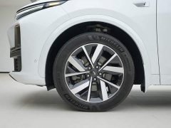 Li Auto L7 2023 Pro - ფოტო 13