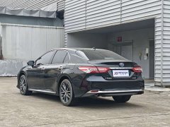 Toyota Camry Hybrid 2.5L HG Luxury - ფოტო 13