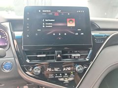Toyota Camry Hybrid 2.5L HG Luxury - ფოტო 8