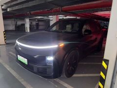 Li Auto L9 2024 Pro - ფოტო 1