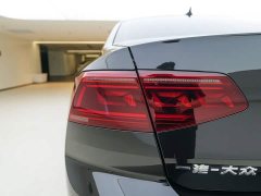 Volkswagen Magotan Facelift Zhongxiang 330TSI DSG Luxury - ფოტო 9