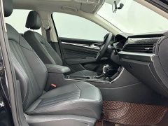 Volkswagen Passat 2023 280TSI Business Edition - ფოტო 9
