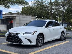 Lexus ES 2022 200 Excellence Edition - ფოტო 1