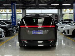Li Auto Li Xiang MEGA Ultra - ფოტო 16