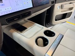 Li Auto Li Xiang MEGA Ultra - ფოტო 9