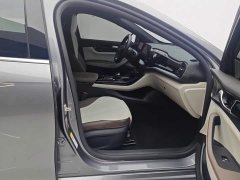 BYD Qin PLUS Glory Edition DM-i 55KM Leading - ფოტო 8
