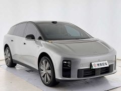 Li Auto i6 Four-Wheel Drive Standard Edition - ფოტო 3