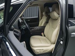 Toyota Vellfire Crown Hybrid 2.5L Executive Premier Edition - photo 20