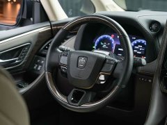 Toyota Vellfire Crown Hybrid 2.5L Executive Premier Edition - photo 9