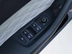 Volkswagen Magotan Facelift Zhongxiang 330TSI DSG Luxury - ფოტო 15