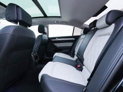 Volkswagen Magotan Facelift Zhongxiang 330TSI DSG Luxury - ფოტო 20