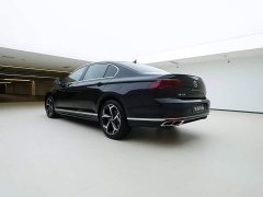 Volkswagen Magotan Facelift Zhongxiang 330TSI DSG Luxury - ფოტო 5