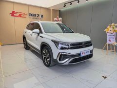 Volkswagen Touareg 300TSI Two-Wheel Drive Full Moon Edition - ფოტო 2