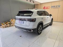 Volkswagen Touareg 300TSI Two-Wheel Drive Full Moon Edition - ფოტო 8