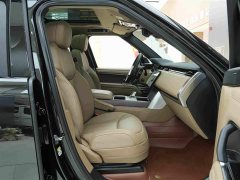 Land Rover Range Rover 3.0 L6 400PS Extended Wheelbase 7-Seater - ფოტო 12