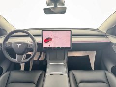 Tesla Model Y Rear-Wheel Drive - ფოტო 8