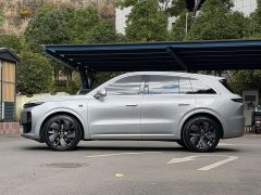 Li Auto L6 Pro - ფოტო 8