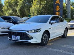 BYD Qin PLUS Glory Edition DM-i 55KM Leading - ფოტო 1