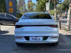BYD Qin PLUS Glory Edition DM-i 55KM Leading - ფოტო 16