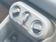Wuling Hongguang EV 310km Passenger Vehicle Standard Edition - ფოტო 9