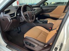 Lexus ES 2020 200 Excellence Edition - ფოტო 10