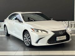 Lexus ES 2020 200 Excellence Edition - ფოტო 3