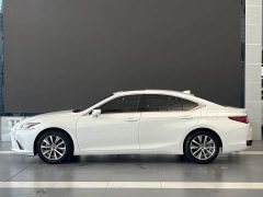 Lexus ES 2020 200 Excellence Edition - ფოტო 7