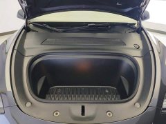 Tesla Model Y Rear-Wheel Drive - ფოტო 10