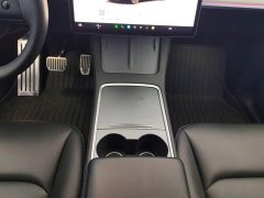 Tesla Model Y Rear-Wheel Drive - ფოტო 16