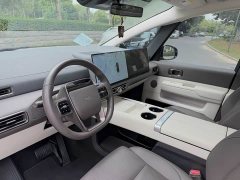 Li Auto Li Xiang MEGA Ultra - ფოტო 4