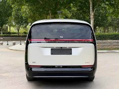 Li Auto Li Xiang MEGA Ultra - ფოტო 8