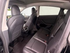 Tesla Model Y Long Range All-Wheel Drive 3D7 - ფოტო 10